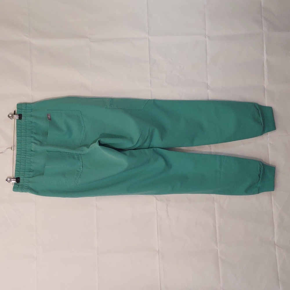 Figs High Waisted Zamora Jogger - Surgical Green - Picture 2 of 3
